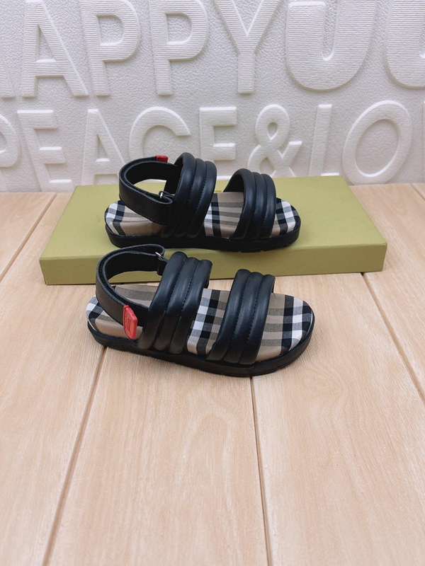 Het flicka toffel mode sommarsandaler barn designer skor barn pojkar svart hus tofflor sko eu 26-35 baby pojkar småbarn sandal