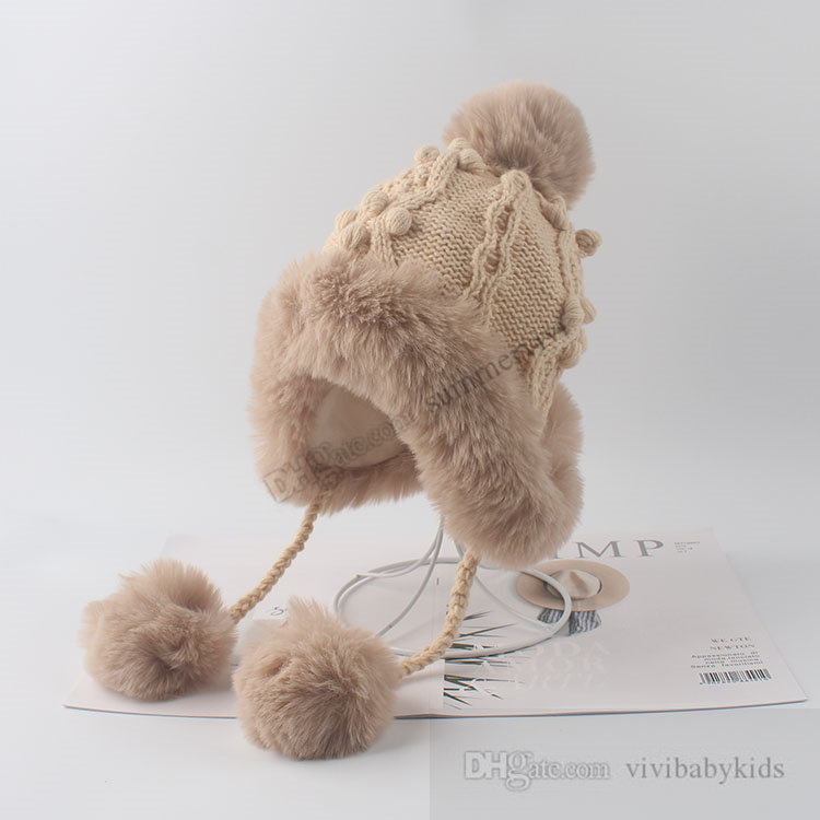 リトルガールズポンポンフリース編み帽子幼児の子供の手作りのフェイクファーウォームビーニーチルドレン厚いパーティーキャップS0881