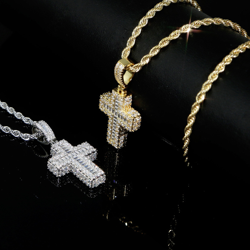 Hip Hop Cross Pendant Necklace Toppar stort zirkonhalsband 18K Real Gold Plated Religion Jewelry