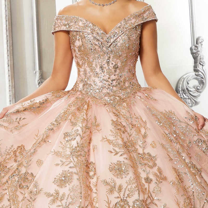 Abito da ballo in oro rosa lucido Abito Quinceanera 2024 Appliques Perline in pizzo Spalle scoperte Dolce 15 16 anni Abiti XV Anos