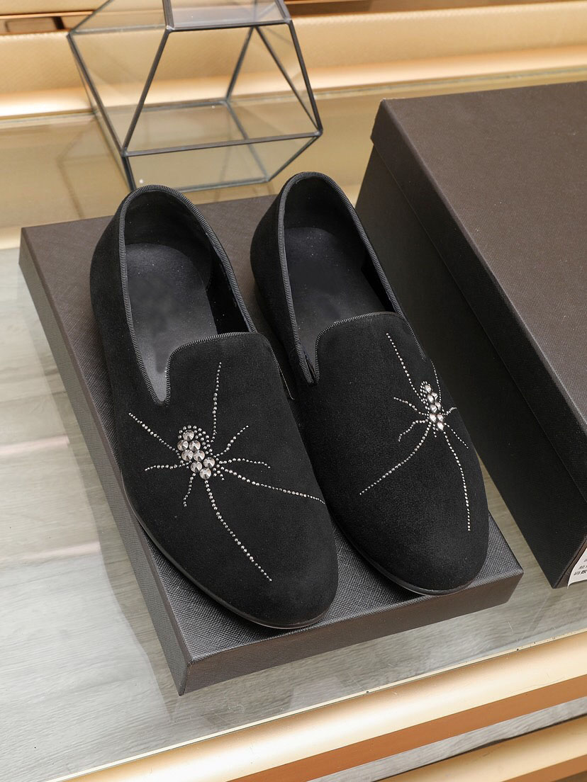 Ny 2023 manlig affärsfest bröllopsklänningskor glider på bekväma loafers varumärke designer klassiska oxford skor mäns fritidlägenheter storlek 38-44