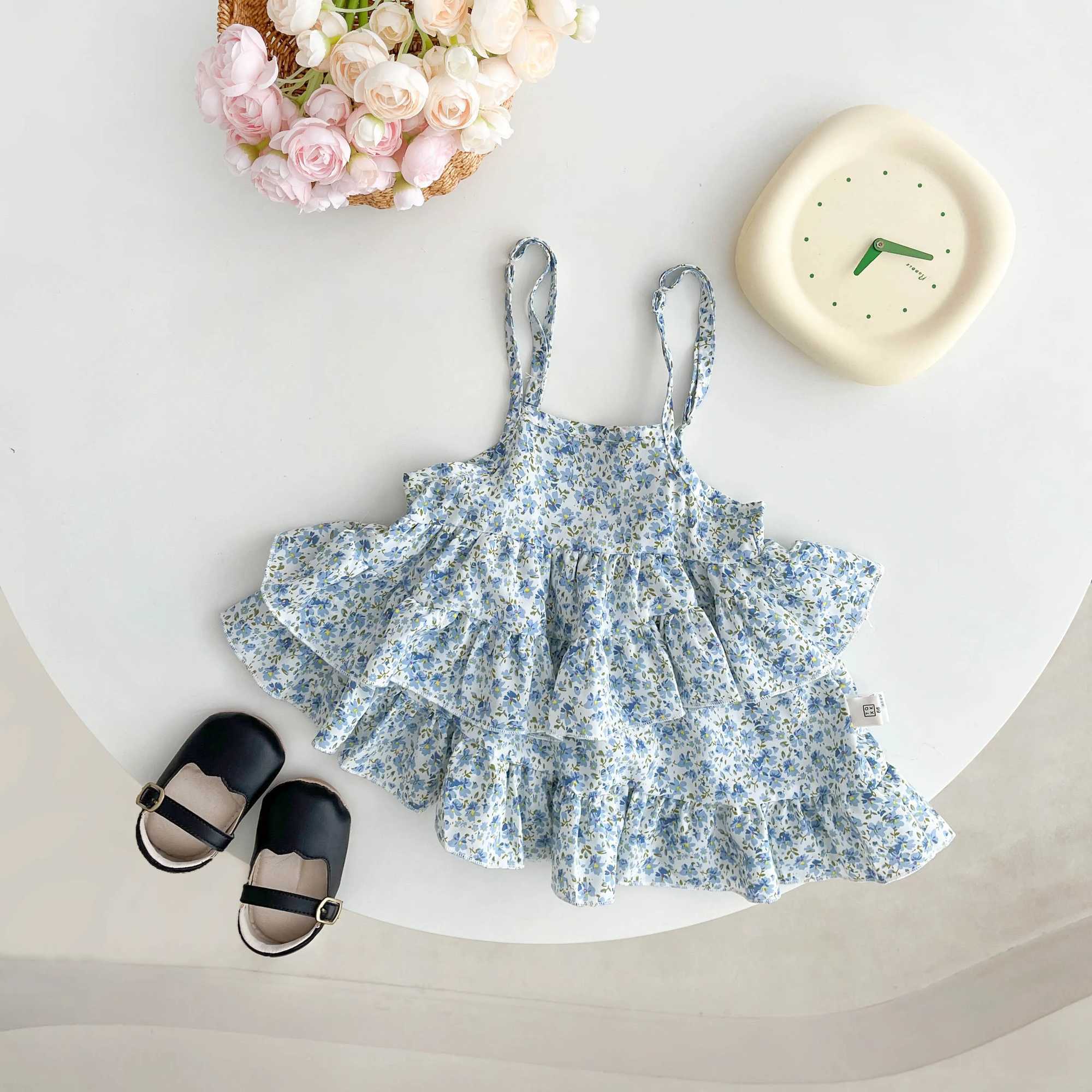 Kledingsets lente en herfst pasgeboren baby meisje denim jas gebloemde jurk set modieuze kinderkleding twee sets R231127