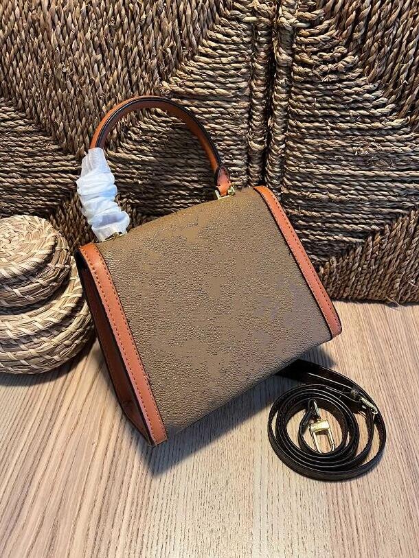 Designer Handbag Women Shoulder Bags Luxury Genuine Leather Wintage Top Handle Superior Crossbody Bags For Work Shopping Travel