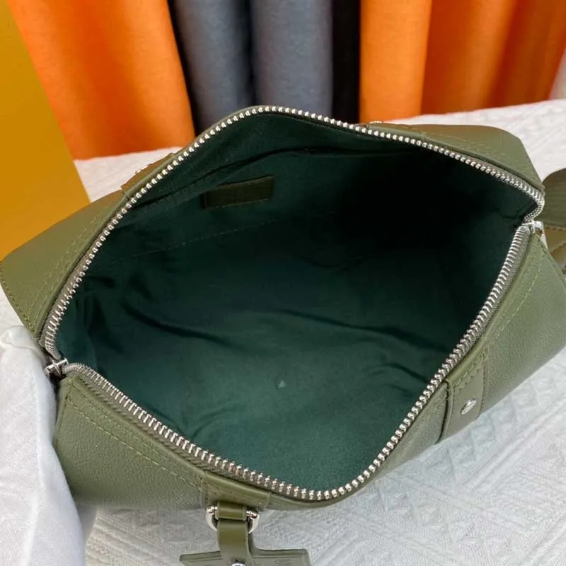 mode nya designer väskor män kvinnor stad Keepall axelväska korsbodi messenger mini handväska grön pu läder keepall rese tote ficka varje dag gå ut m21437