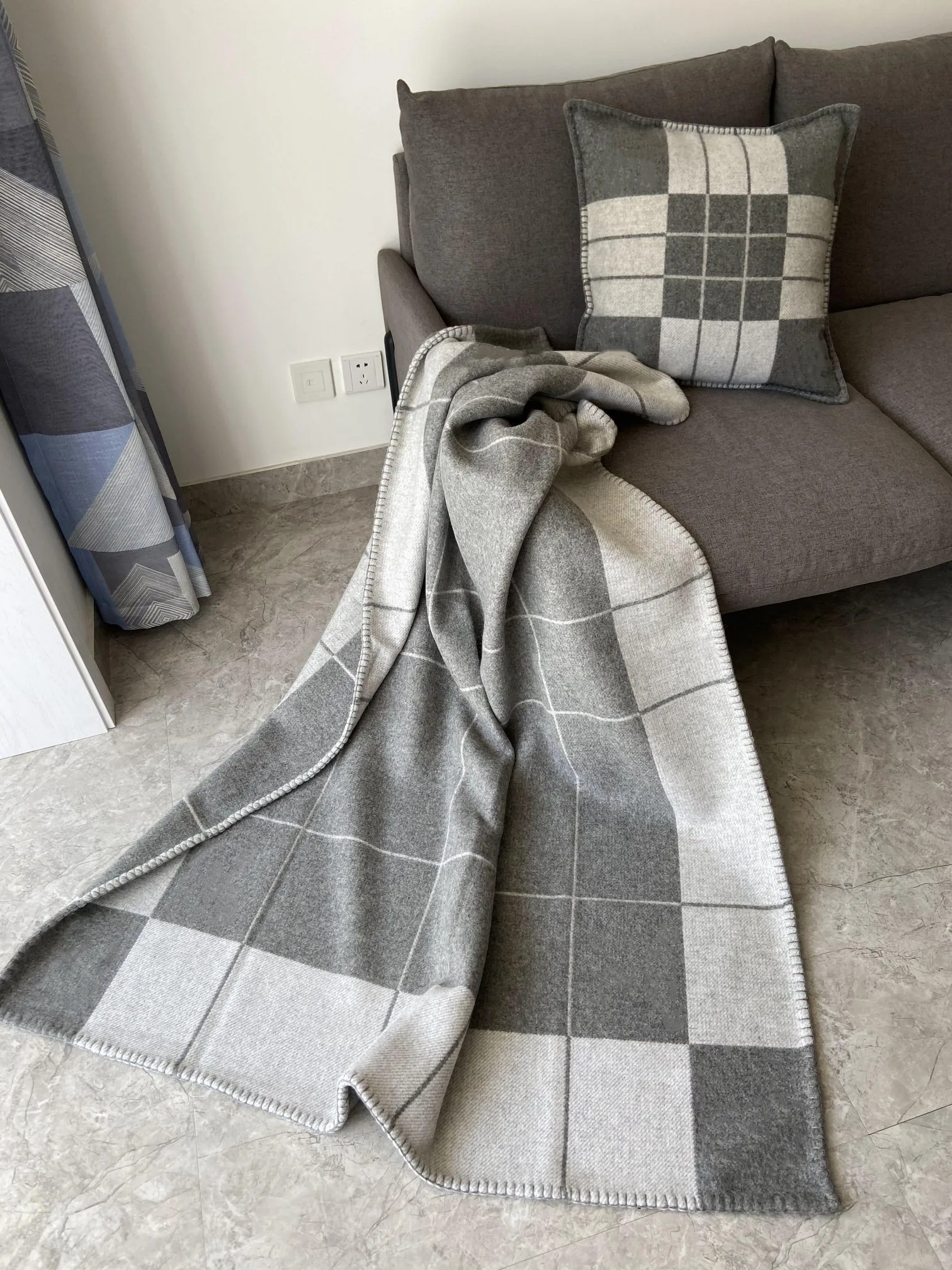 1600g 90% Merino Wool +10% Cashmere Blanket Double-sided Jacquard Wool blankets decorative blanket air conditioning sofa blanket