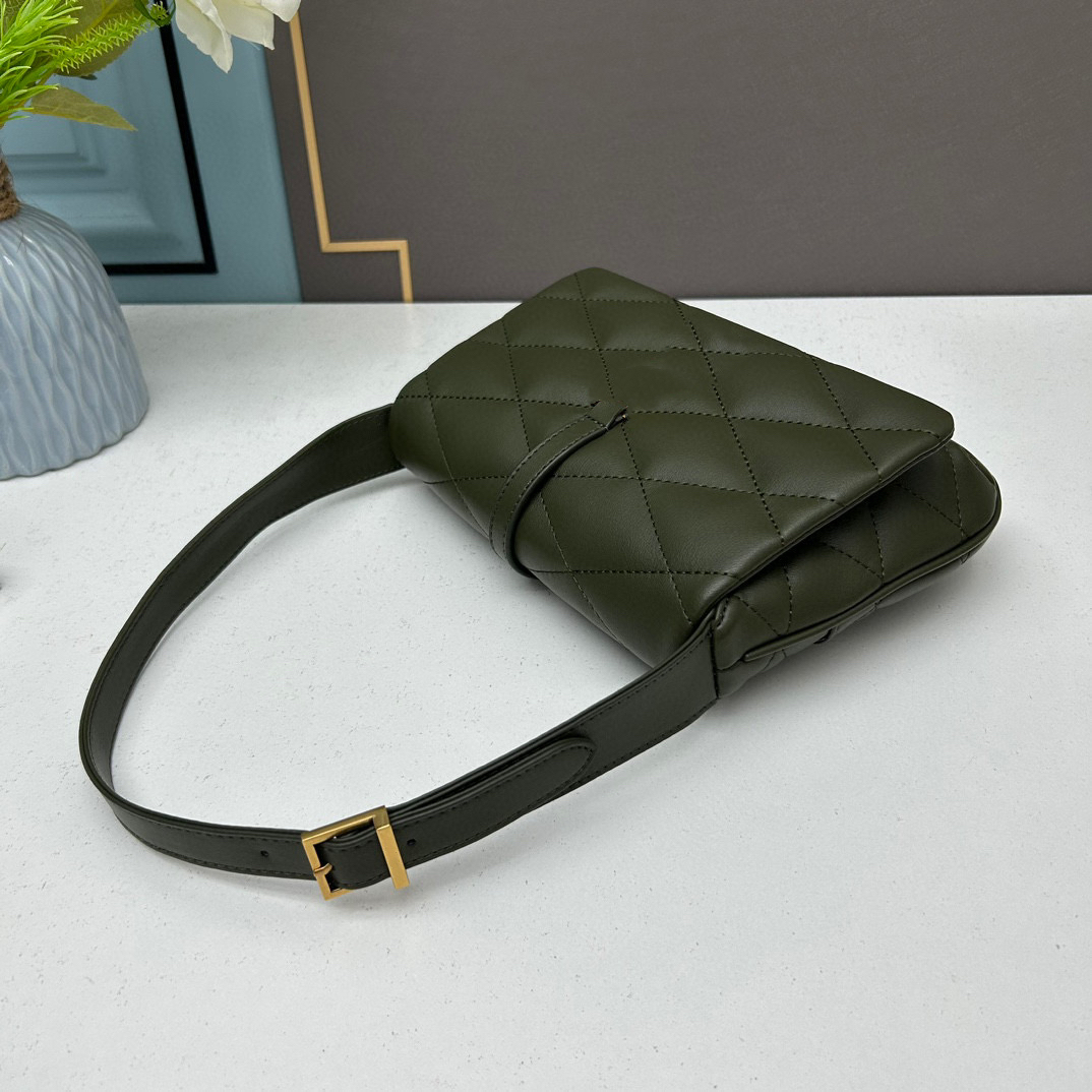 7A Fashionable LE57 Quilted Crossbody Bag Women`s Underarm Bag Classic Flip Bag Metal Buckle Rhombic Design Real Leather Bag ID michafl_kops