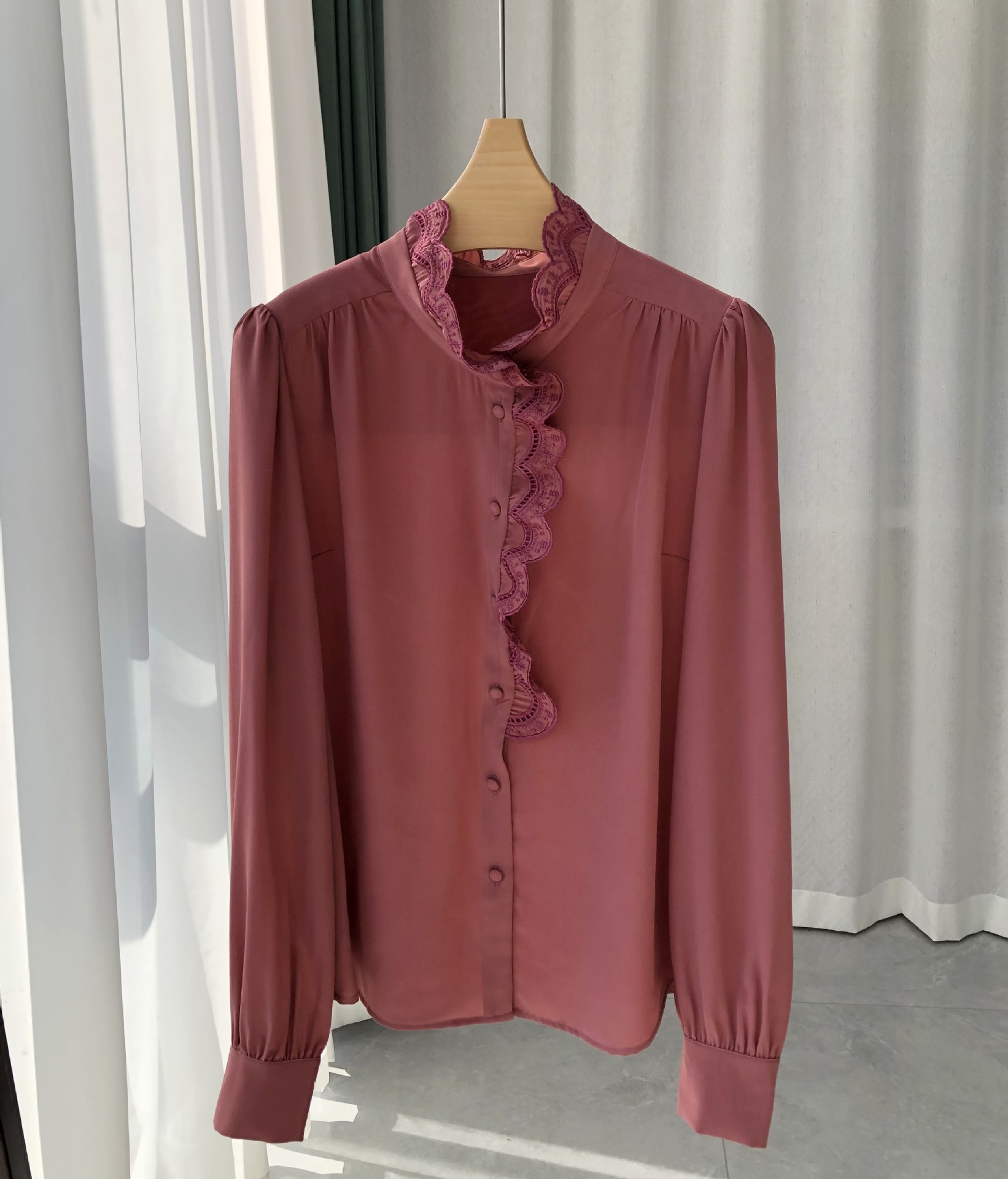 Frühling Sommer 8 Farben Stickerei Seidenbluse Shirt Langarm Rundhals Getäfelte Einreiher Top Shirts H3F27NYFS