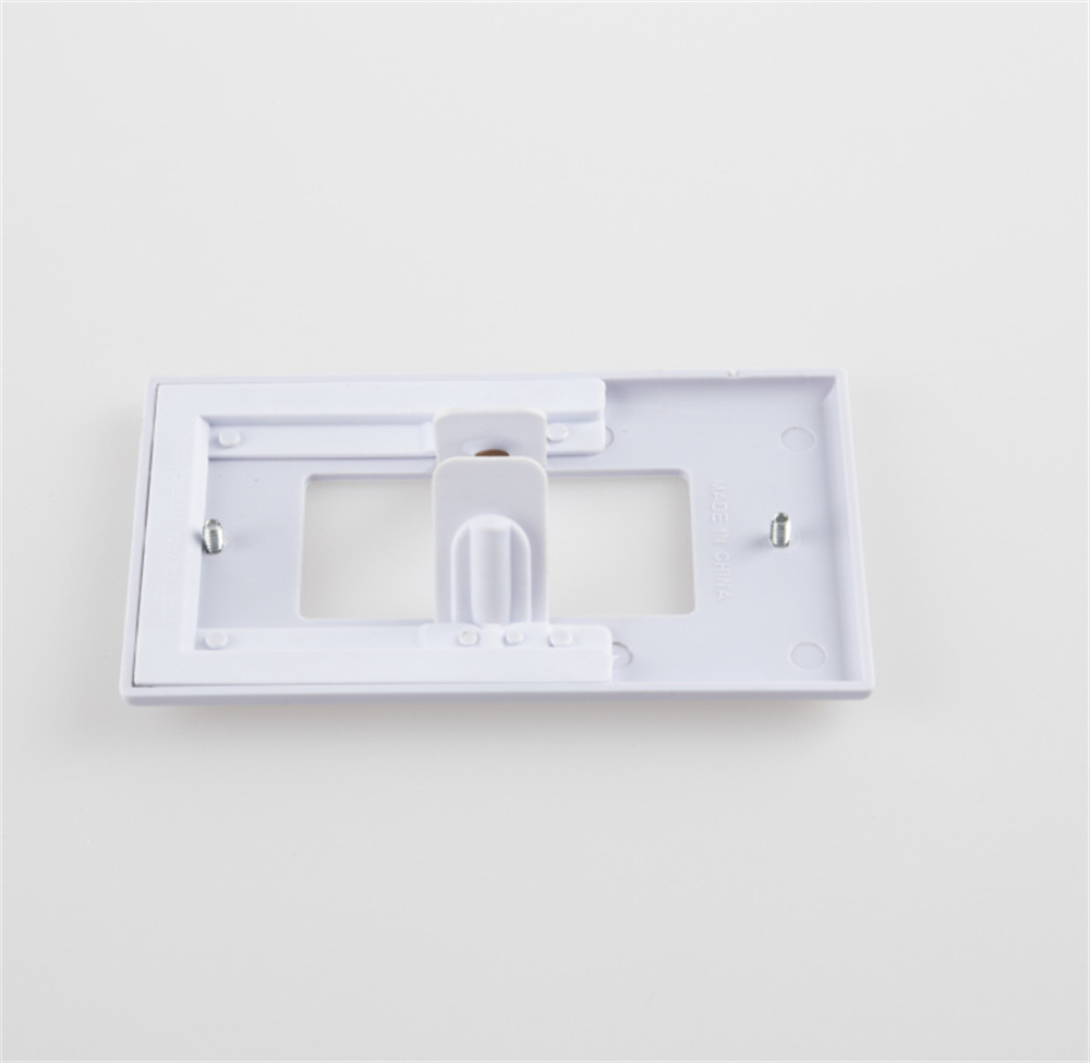 Cubierta de enchufe de alta calidad Cubierta de salida conveniente y duradera Placa de pared dúplex Cubierta de luz nocturna LED Sensor de luz ambiental para pasillo 110V 120V