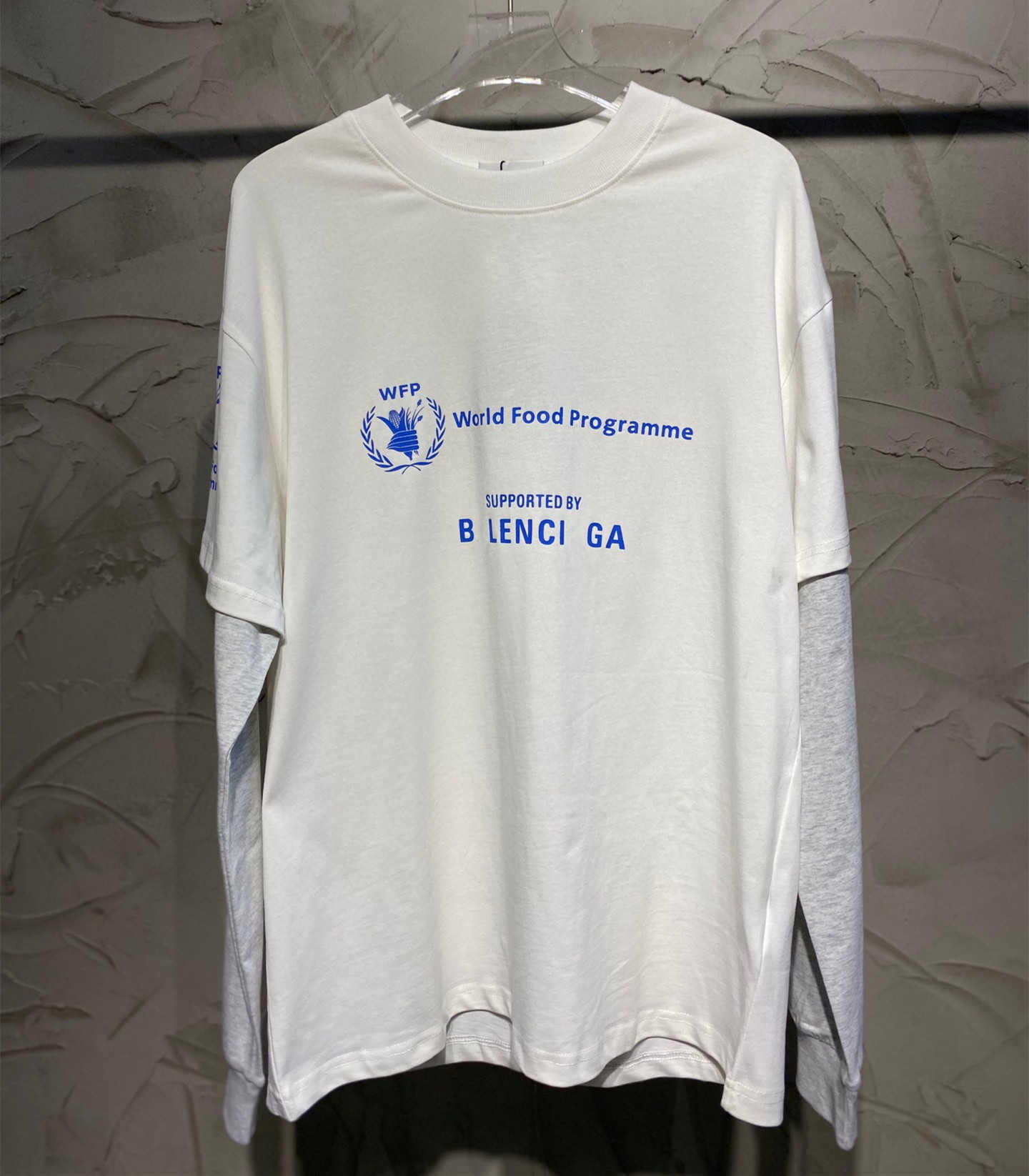 2023 Nya kvinnors högkvalitativa t-skjorta skjorta version tidigt på våren familj korn exklusiv wfp splice falska två stycken långärmad t-shirt