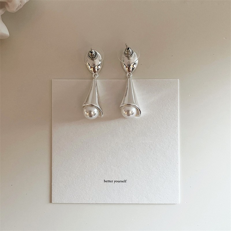 Simple Stud 925 Silver Luxury Designers Droplet Shape Stud Earrings Famous Women Round Crystal Rhinestone Pearl Earring Wedding Party Jewerlry Dropshipping