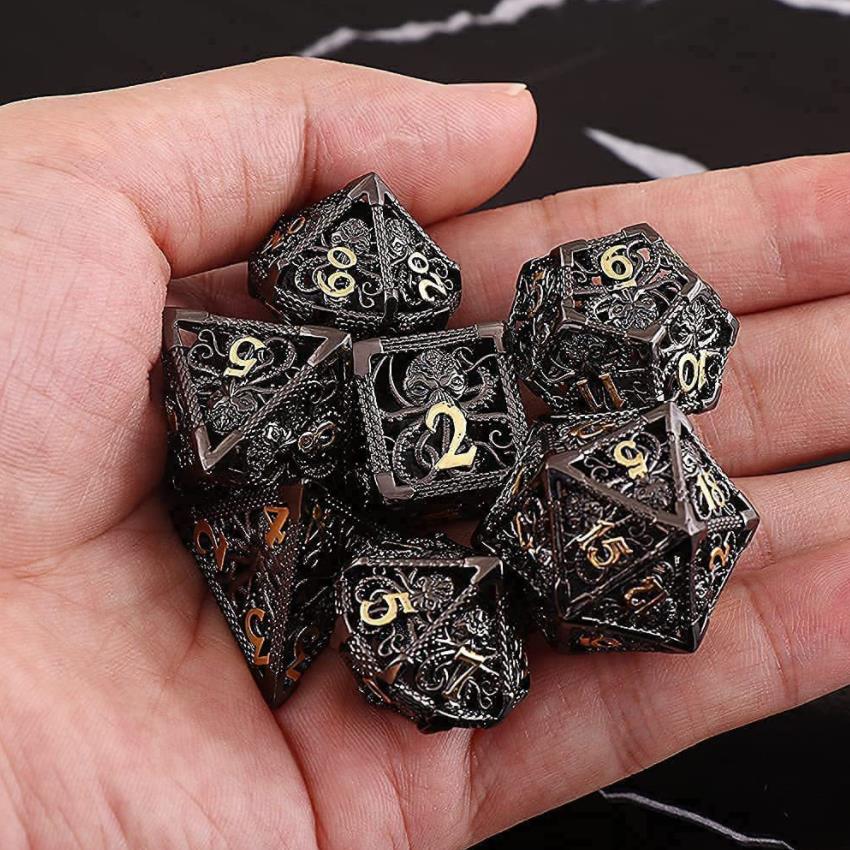 Pure koper vergulde metalen dobbelstenen DND Dragon en Dungeon Hollow Dice Set TRPG Insect Screening Polyhedron Cthulhu Running Group Board Game