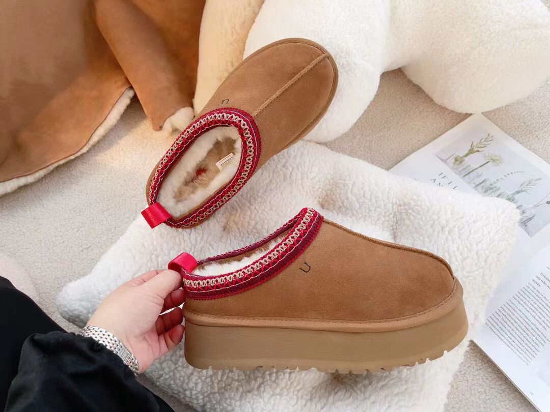 2024 أستراليا النساء التمهيد تسمان منصة بوتس مصمم Tazz Snow Winter Sheepers Slippers Womens Fur Fur Ladies كلاسيكي