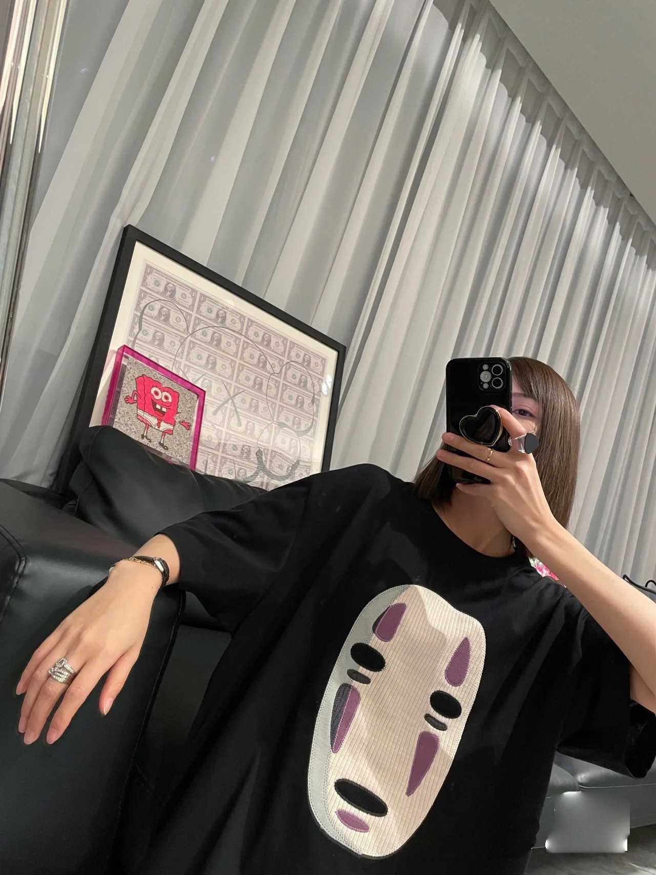 Tasarımcı Yaz Kadınlar Tişört Doğru Spring Street luojia 23SS Nakış Qianxun Serisi Yüzü olmayan OS Gevşek 5/4 Kollu T-Shirt
