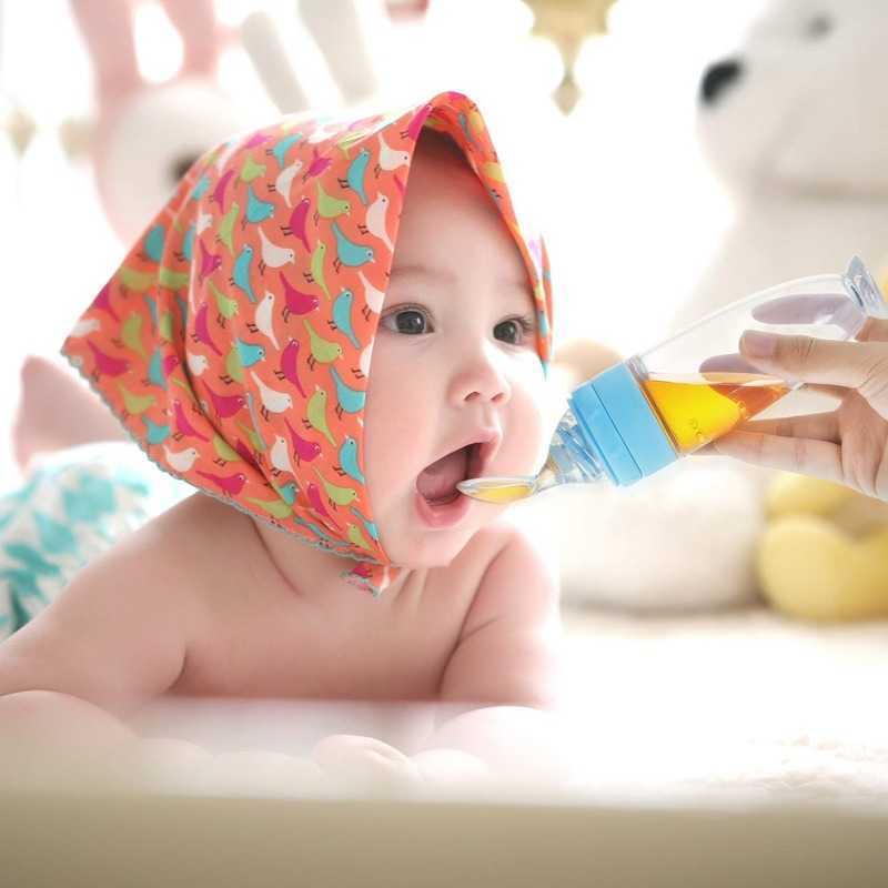 Cups Derees Uitrusting BPA Gratis Baby Voeding Flessen Lepel Babyvoeding Feeder met staande basiszuigmelkfles Baby Training Supplement Food Lepel P230314