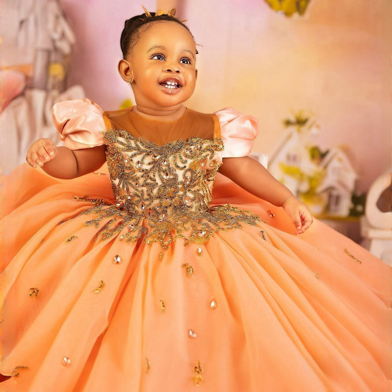 Luxurious Gold Flower Girl Dresses Little Girls Ball Gown Rehinestones Crystals Organza Tiered Short Sleeves First Birthday Party Dress African Gowns F005