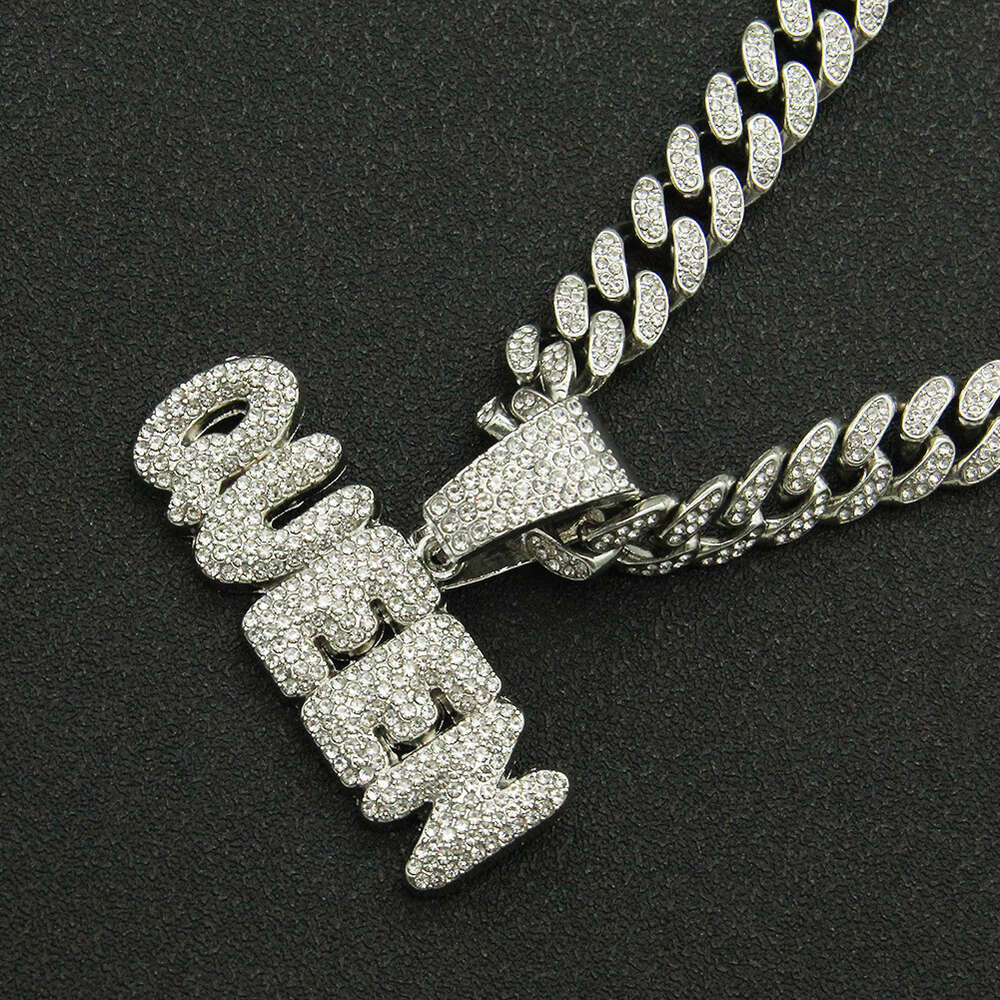 Collana cubana con ciondolo a forma di lettera piena di diamanti con giunzione cool discoteche hip-hop da uomo, catena corta personalizzata a clavicola