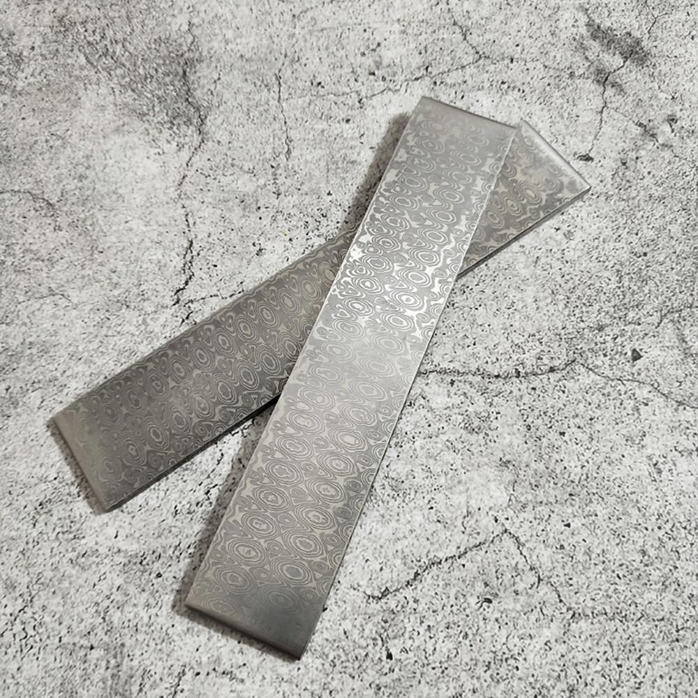 Skruvmejslar Damascus Steel Knife Diy Cutter Making Materials Mönster Stålstång Blad Blast har varit värmebehandling Pocket Knives Handverktyg