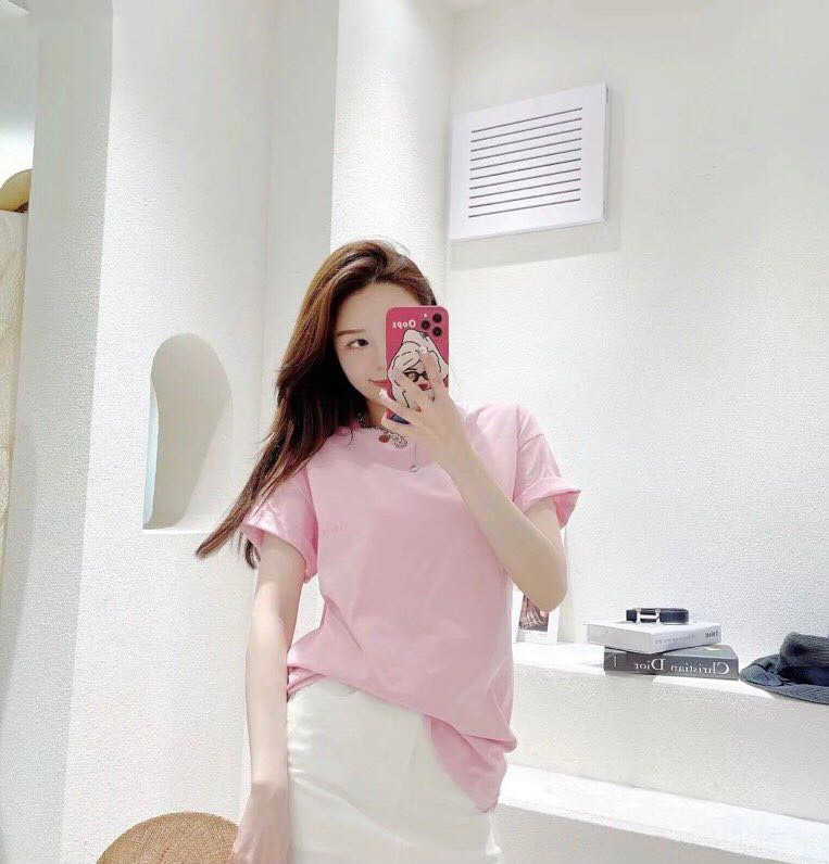 2023 New Women's High quality tshirt Shirt Correct Version Summer Classic Front Back Letter T-shirt Round Neck Couple Sleeve