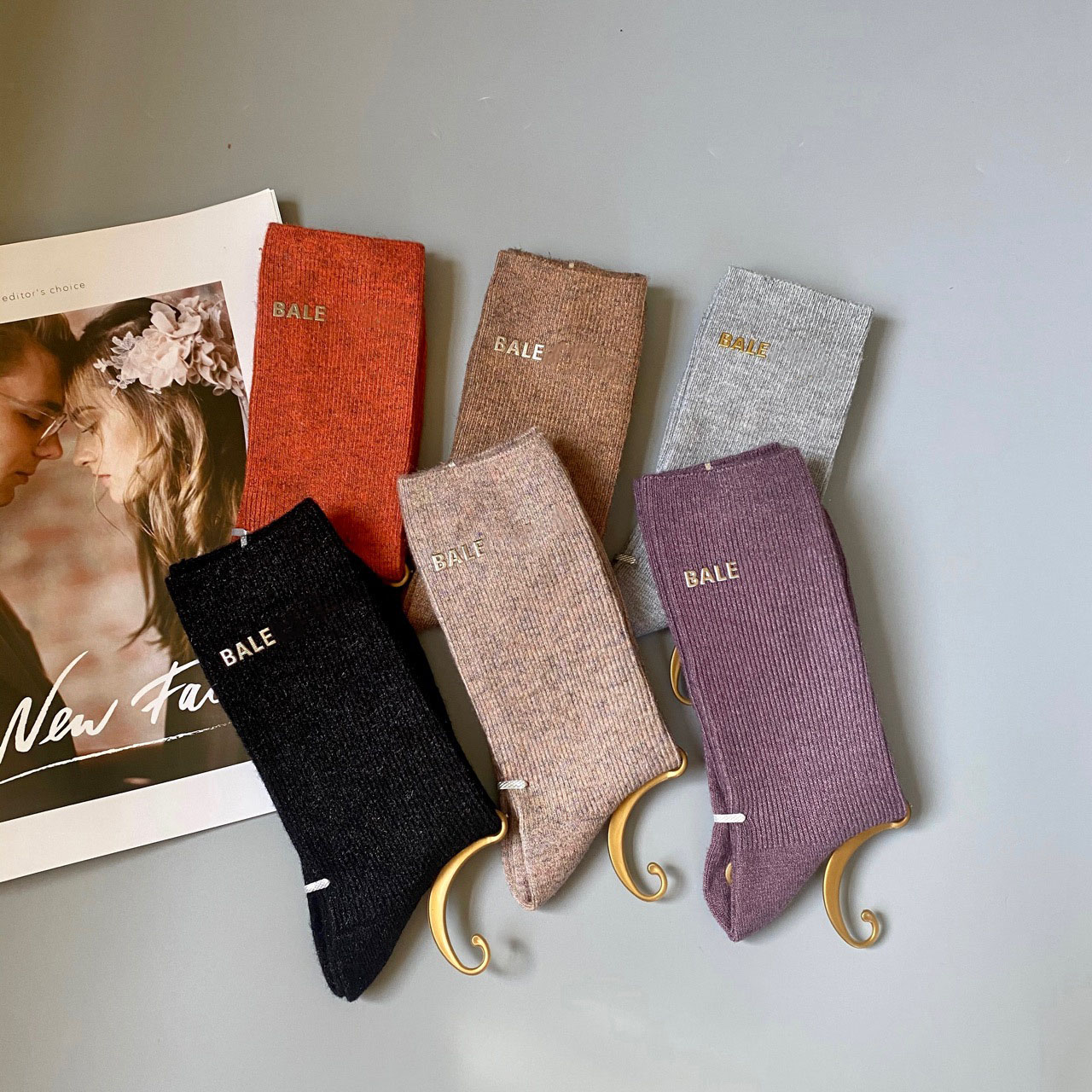 Autumn and Winter Paris Gold Letter Rabbit Fleece Mid length Socks for Men and Women Minimalist Warmth and Soft Ins