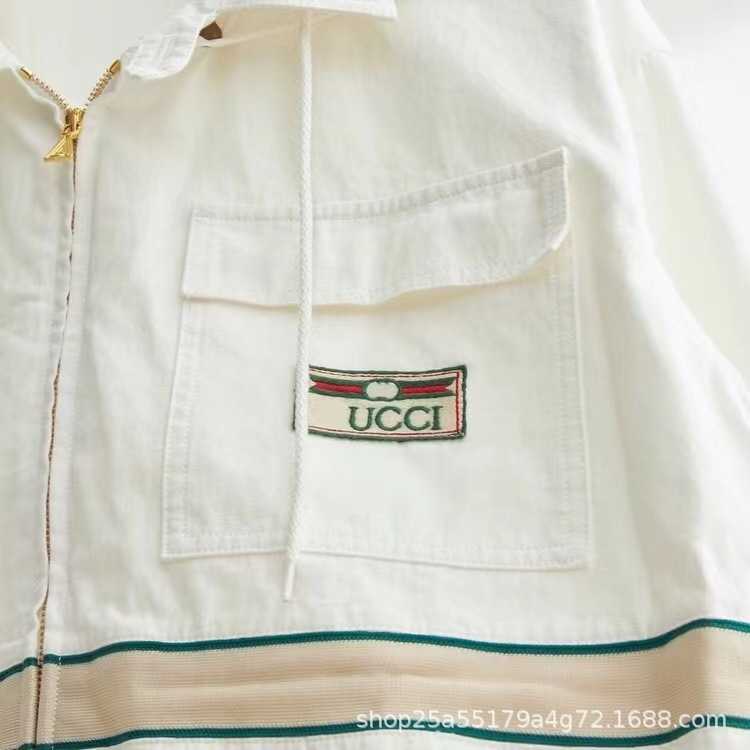Luxe designer dames t -shirt shirt correcte versie van het oude windbreker decoratief label milieuvriendelijke jas familiekleding