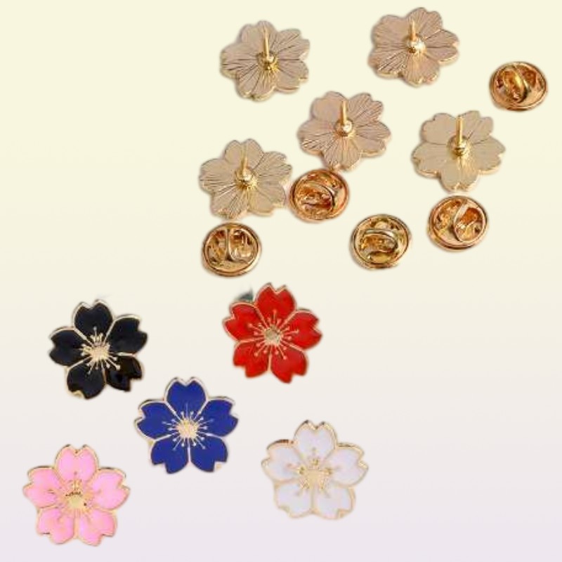 Set Cartoon Cherry Blossoms Flower Brooch Enamel Pins Button Ubranie kurtki torba Pin Pin Pin Pin Pin Pired Fashion Biżuter