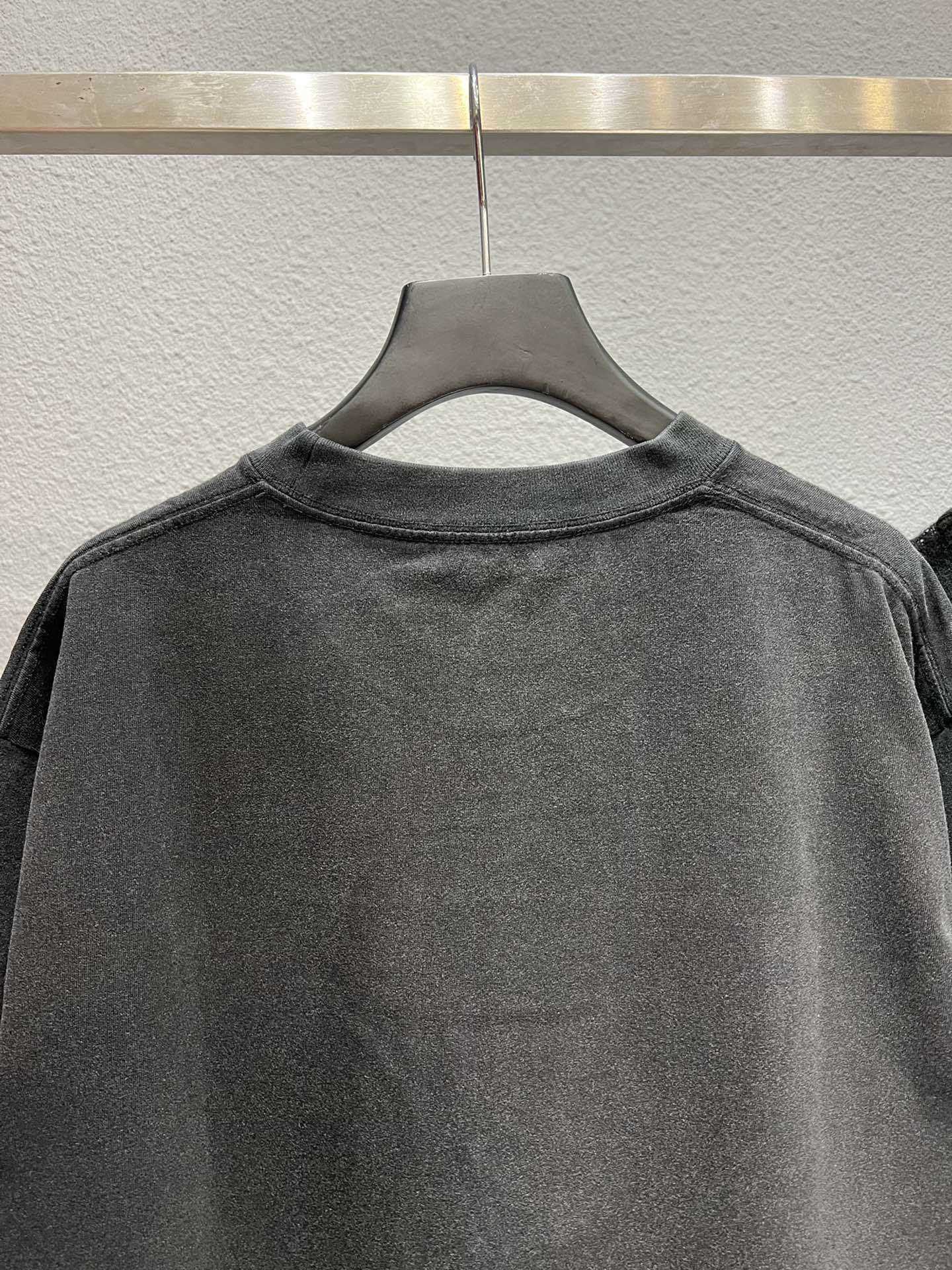 디자이너 여름 여자 T 셔츠 셔츠 크로 셰 뜨개질 자수의 올바른 버전 씻은 오래된 느슨한 피팅 커플의 슬리브 티셔츠