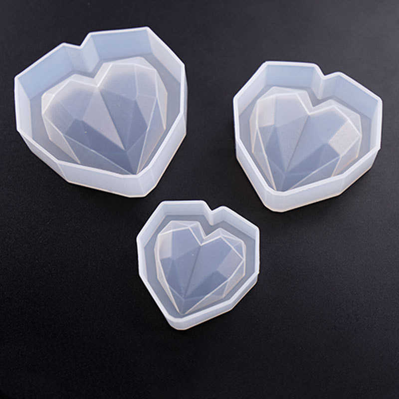 Neue 1 Stücke 3D Liebe Herz Design Silikon Backform Diamant Seife Formen DIY Auto Anhänger Gips Gips Herz Form Handgemachte Kerze Formen