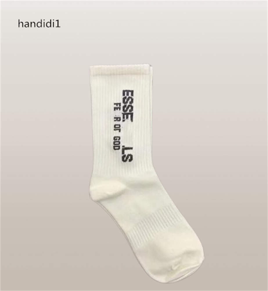 Chaussettes de sport en gros, chaussettes de Couple, chaussettes de styliste, Design personnalisé, chaussettes colorées de Style scolaire pour enseignants, ensemble de cinq paires i5