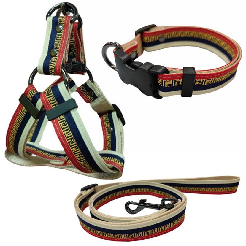 Arneses para perros de lujo Conjunto de correas Patrón de letras Diseñador Collares para perros Correa Cinturón de seguridad para perros pequeños, medianos y grandes Golden Bulld2578