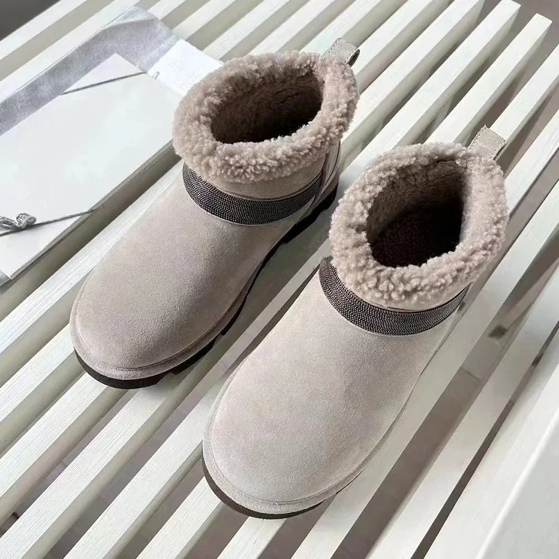 Inverno feminino fundo grosso camurça tornozelo botas 2023 novas botas de neve de pele plana dedo do pé redondo decoração de metal forro de lã simples botas curtas