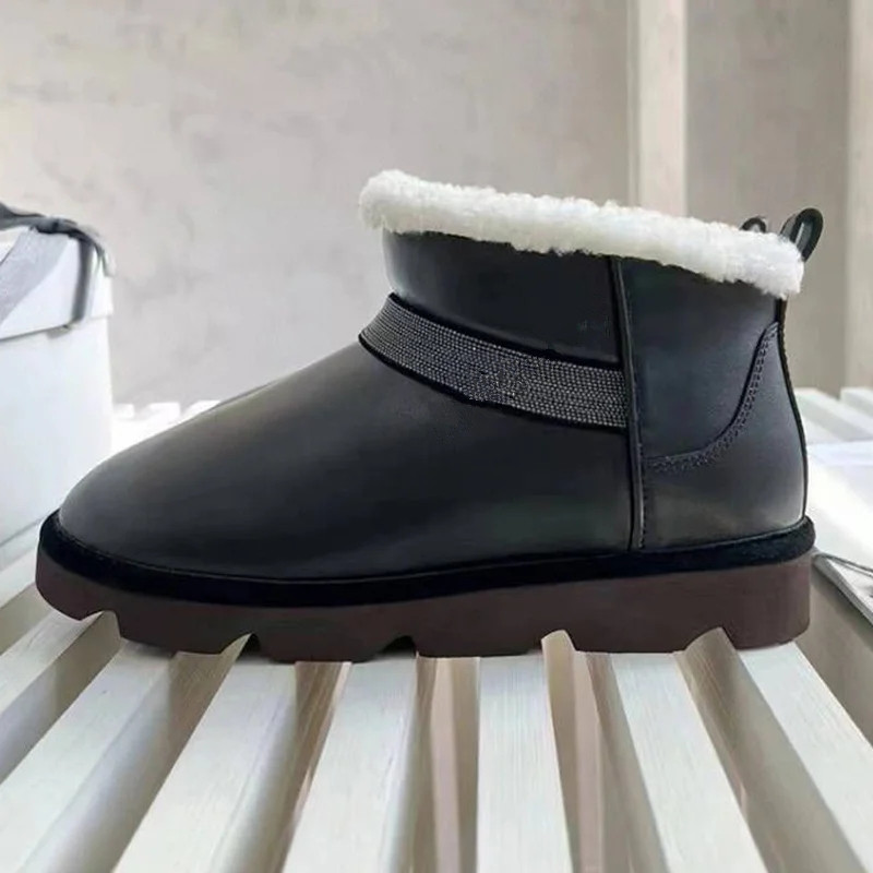 Inverno feminino fundo grosso camurça tornozelo botas 2023 novas botas de neve de pele plana dedo do pé redondo decoração de metal forro de lã simples botas curtas