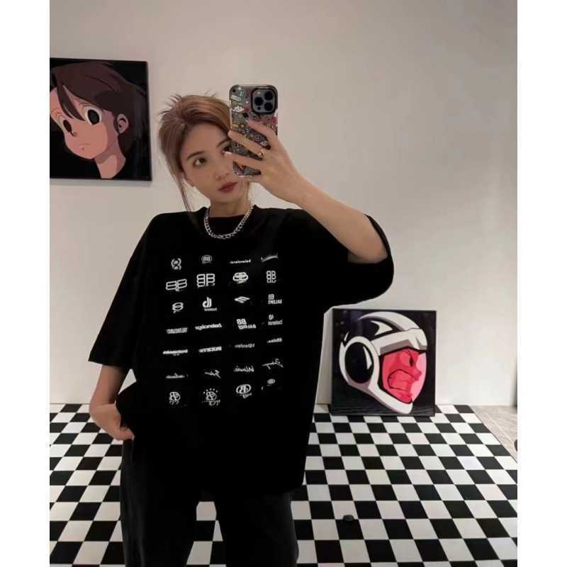 Designer New Women T Shirt Shirt Shirt High Edition Family 23SS Classic Collection Multi Element Printed Sleeve Loose T-shirt