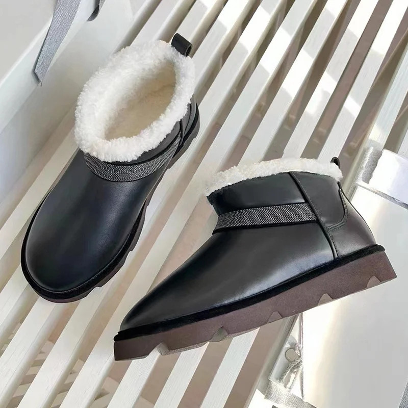 Inverno feminino fundo grosso camurça tornozelo botas 2023 novas botas de neve de pele plana dedo do pé redondo decoração de metal forro de lã simples botas curtas