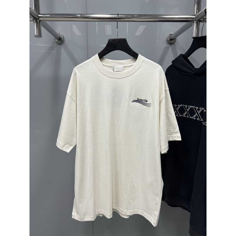 2023 New Women's High quality T-Shirt Shirt {Straight} Family Spring/Summer Embroidery Coke T-Shirt Round Neck Oversize Classic Sleeve