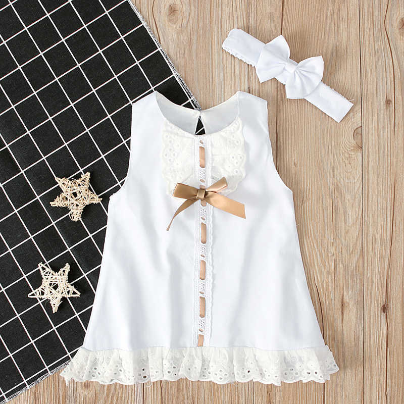 Flickans klänningar Sommarkläder 0-24m Spädbarn Nyfödd Baby Girl Lace Dress ärmlös Bowknot Rib Solid White Shift Klänning Pannband