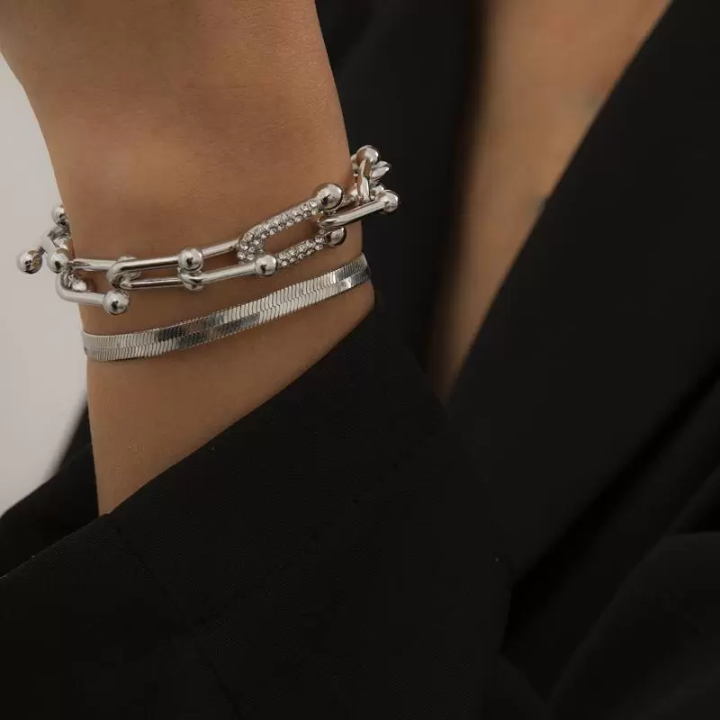 Bracelet en cuir avec chaîne de luxe plaqué or 18 carats, en acier inoxydable, pour hommes et femmes, cadeau 221N, 2023