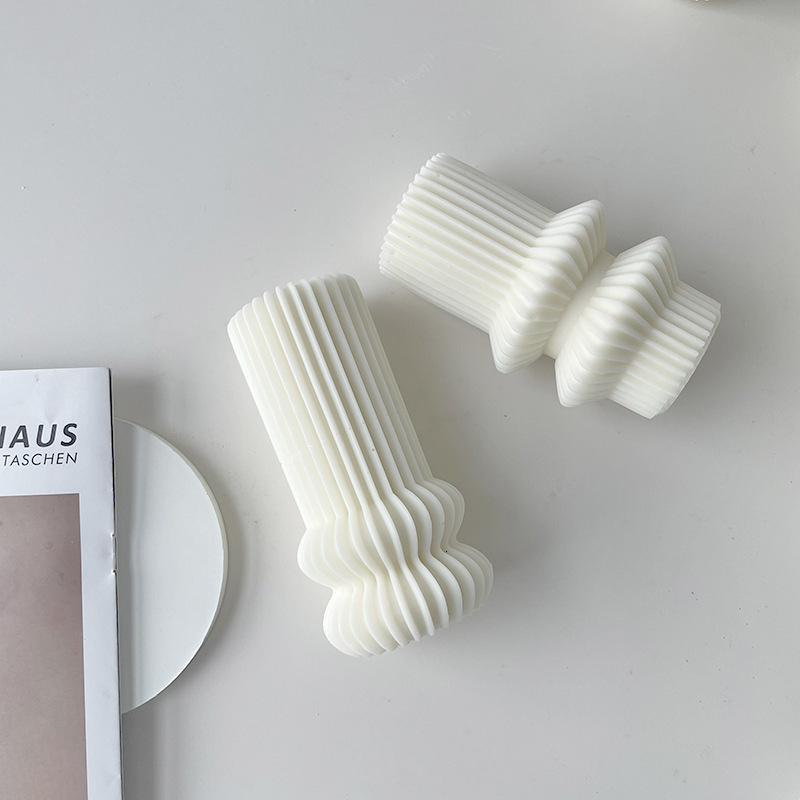 Bougies Cylindrique Pilier de piliers de bougie moules à bougies côtelées Silicone Moule géométrique Résumé Decorative Striped Soy Wax M306X