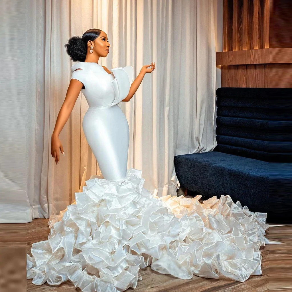 2023 robes de mariée africaines grande taille volants robe de mariée sirène Satin et organza robes de mariée dubaï arabe Vestido2760