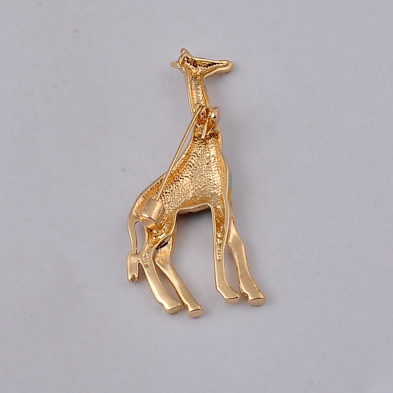 Broche girafe peinte Collier en V pour femme Boucle anti-lumière Goupille Fixation des vêtements