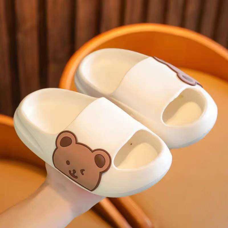 Slipper Summer Children Boys Girls Moving and Breatable Non-Slip Soft Bottom Cartoon Cartoon Prints Baby Slippers 0203