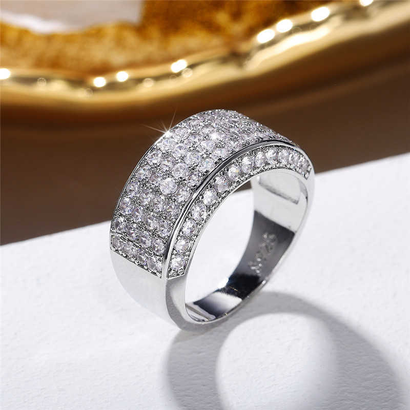 Solitaire Bague Bling Femmes Bagues Micro Pavé Brillant CZ Pierre Argent Couleur À La Mode Anneaux De Mariage De Luxe Bijoux En Gros Y2302