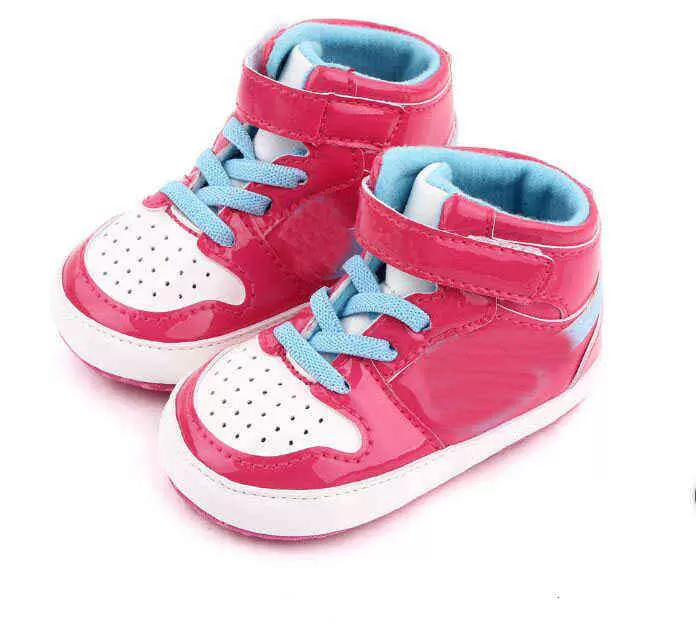 2023 Kids First Walkers Baby Leather Shoes Infant Sports Sneakers Boots Children Slippers Toddler Soft Sole Winter Warm Moccasin