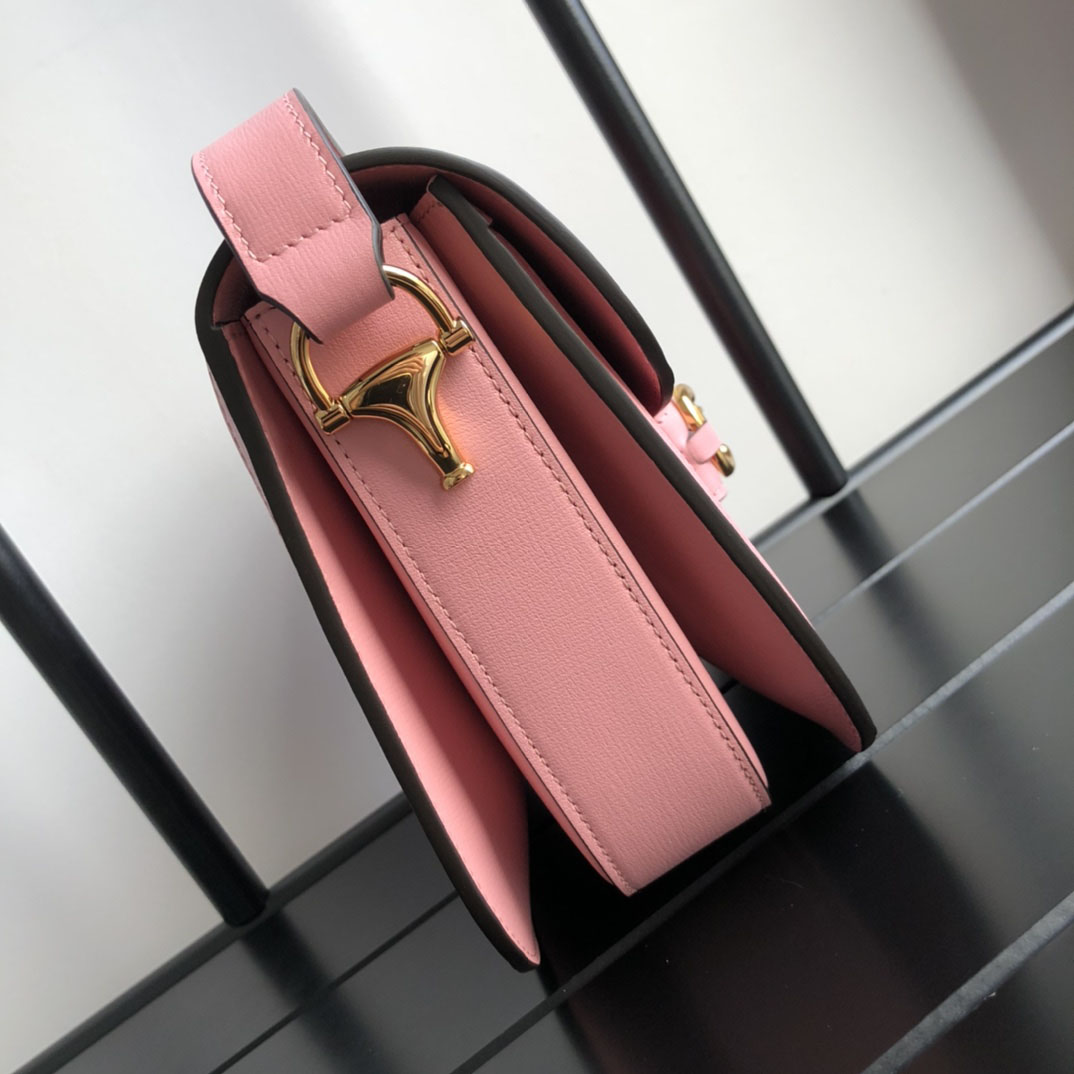 shoulder bag handbag is made of imported cow leather with ruby color with exquisite texture and 5A quality.