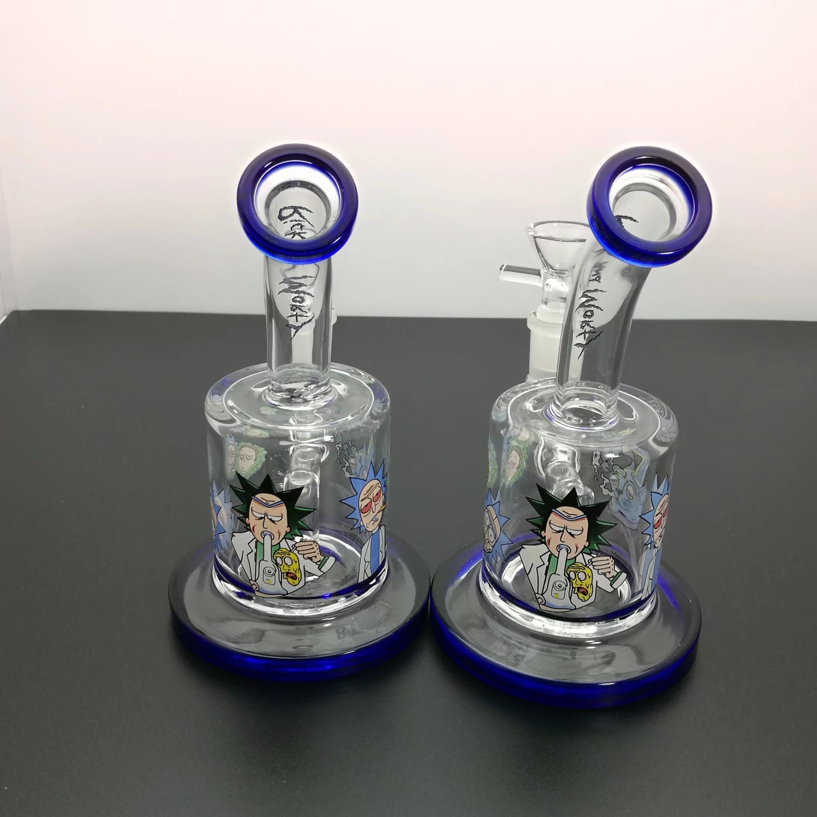 Glazen rookpijp Water Hookah Classic Style Cartoon Drukte glazen waterfles