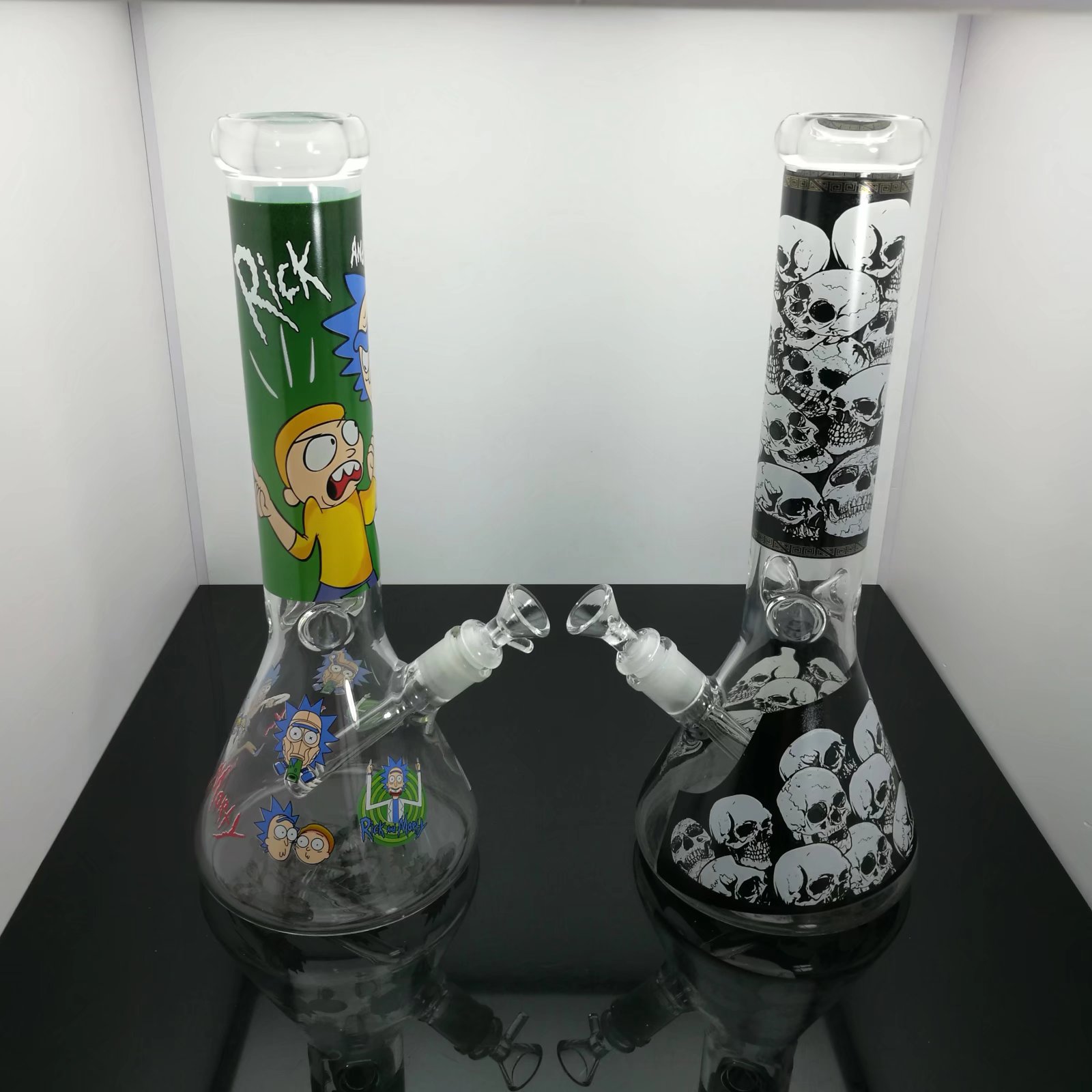 Glass Pipes Smoking blown hookah Manufacture Hand-blown bongs Thickened printed sticker glass cigarette set with a height of 35cm