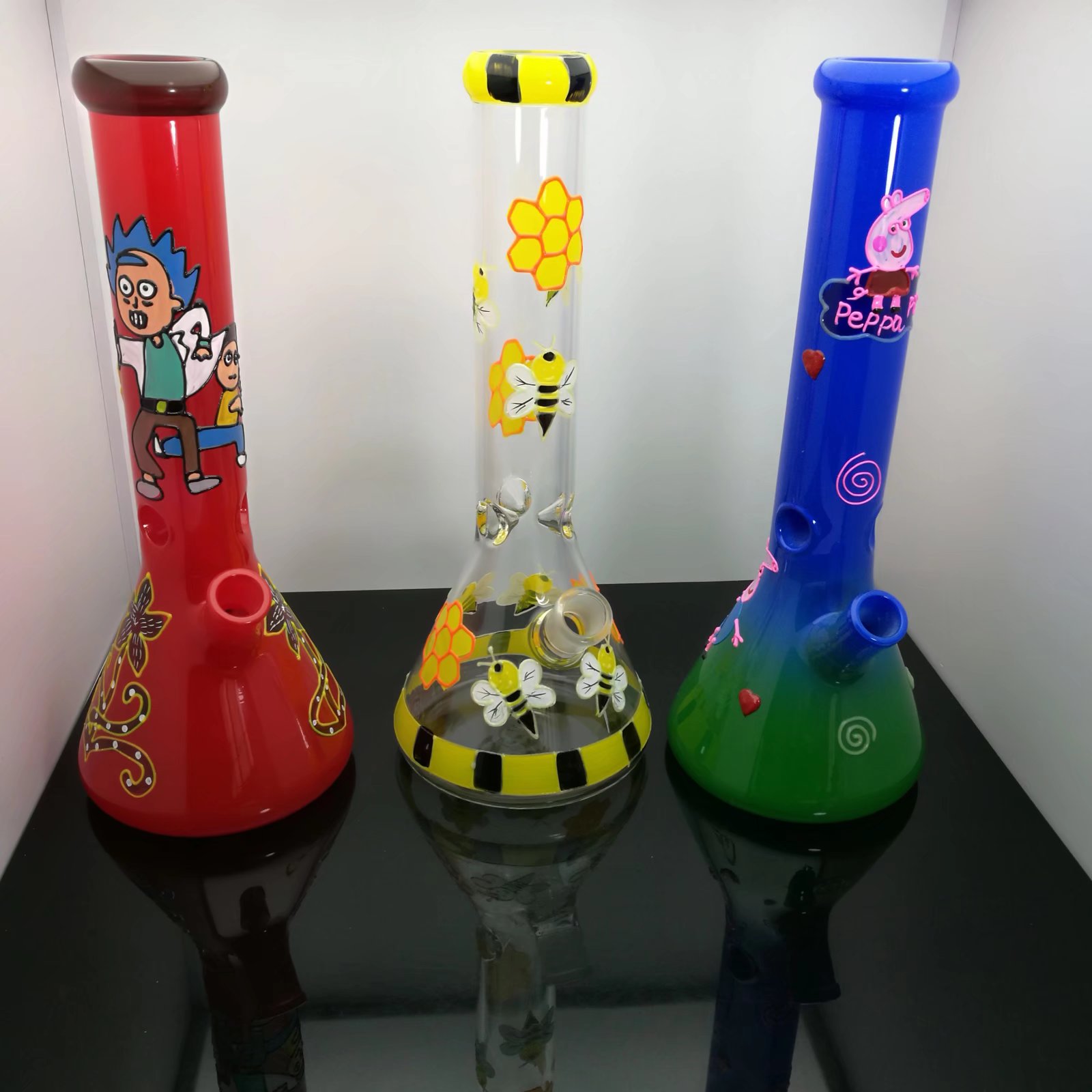 Pipes en verre Fabrication de fumeurs Narguilé soufflé à la main Ensemble de cigarettes grand classique lumineux peint bongs en verre