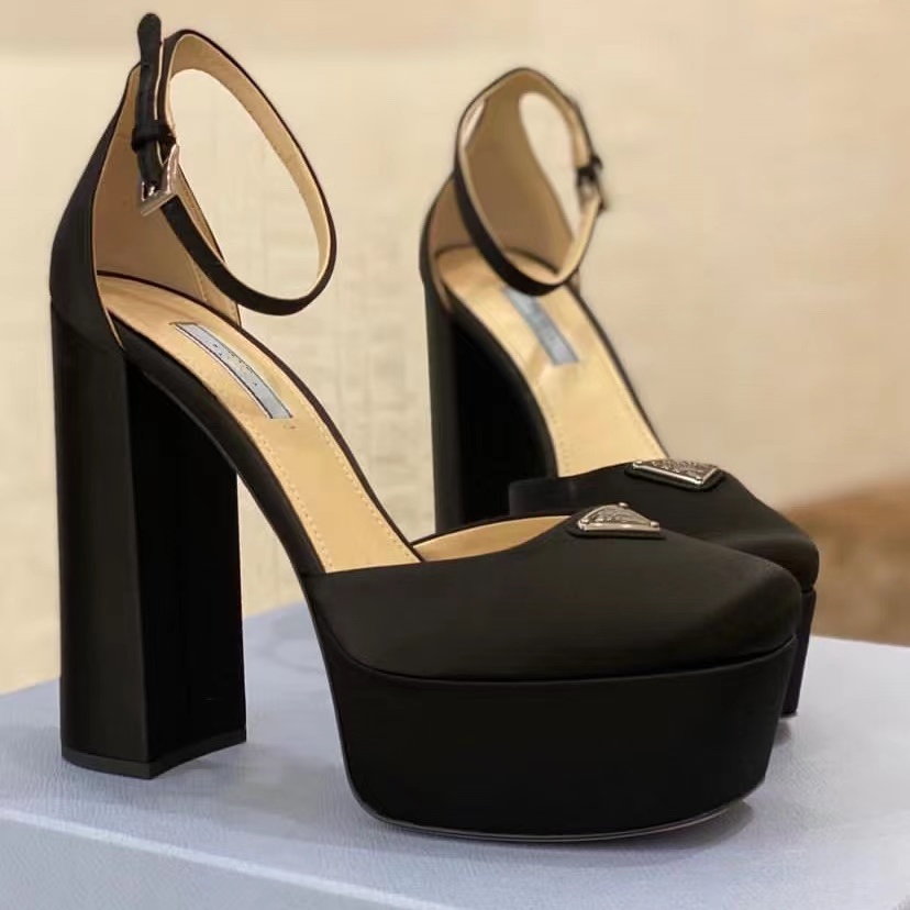 lady sandals Luxury Designers womens platform heels dress shoes Classic triangle buckle Embellished Ankle strap 13CM metal button high Heeled women sandal 34-42