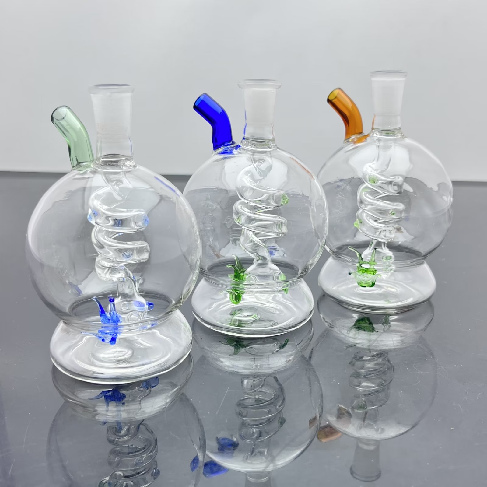 Pipe de fumage ￠ la nambarme color￩e en m￩tal classique Jardin Pan panoramique Dragon Style Bouteille d'eau en verre