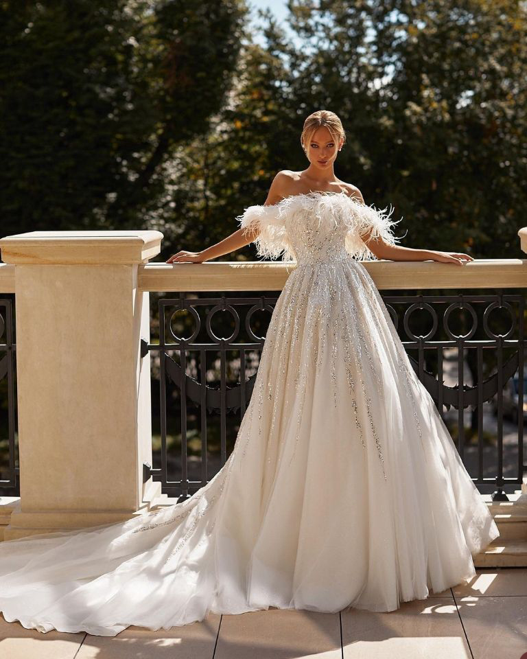 Vestidos de novia elegantes de plumas, vestidos de novia de corte A con hombros descubiertos, vestidos de novia campestres de encaje con lentejuelas