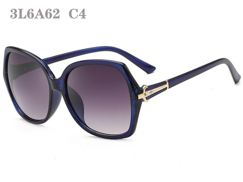 Okulary przeciwsłoneczne kobiety okulary przeciwsłoneczne dla kobiet UV 400 Kobieta retro okulary przeciwsłoneczne damy luksusowe vintage okulary okunięte 2023 Designer Rhinestone Designer Sunglasses 3L6A62